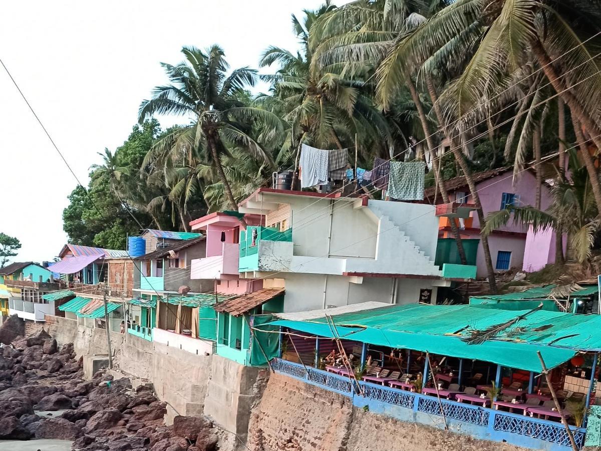 Om Ganesh Naik Guest House Arambol Eksteriør bilde