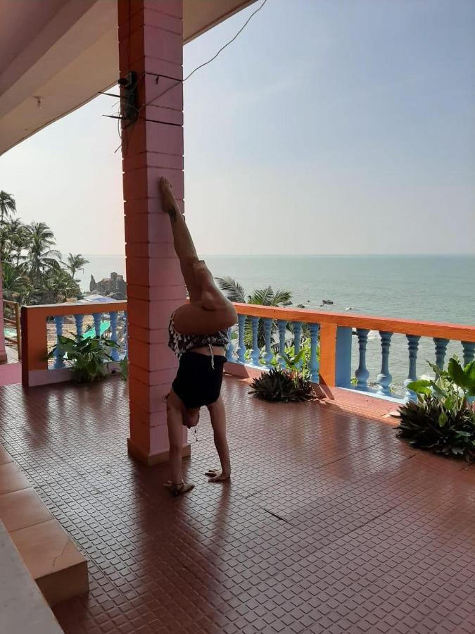 Om Ganesh Naik Guest House Arambol Eksteriør bilde