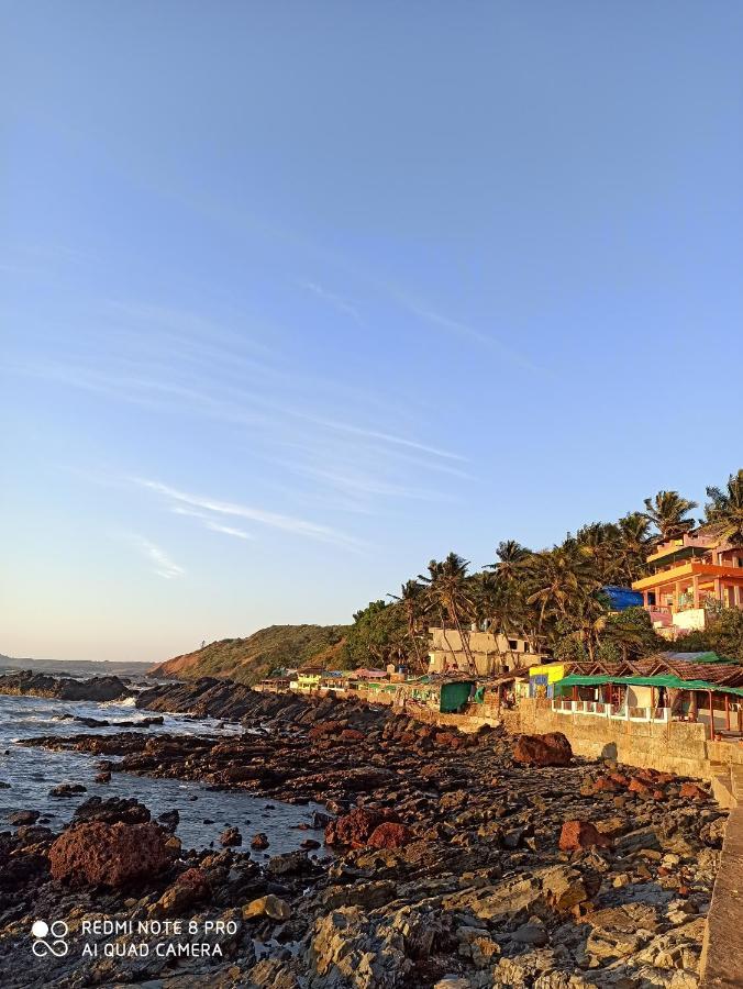 Om Ganesh Naik Guest House Arambol Eksteriør bilde
