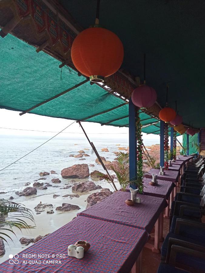 Om Ganesh Naik Guest House Arambol Eksteriør bilde